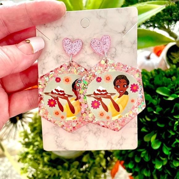 Tiana Acrylic Dangle Earrings - Picture 4 of 9